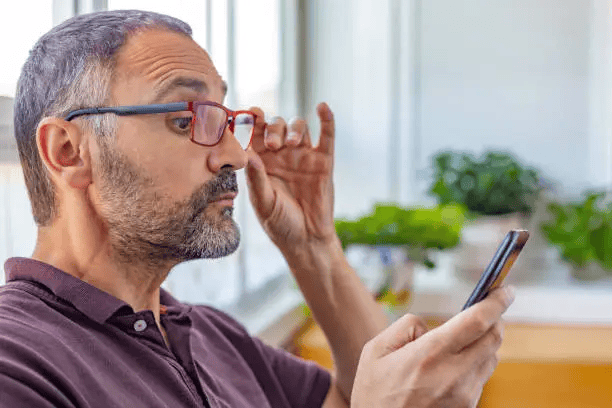 Presbyopia: Causes, Symptoms and Correction Options