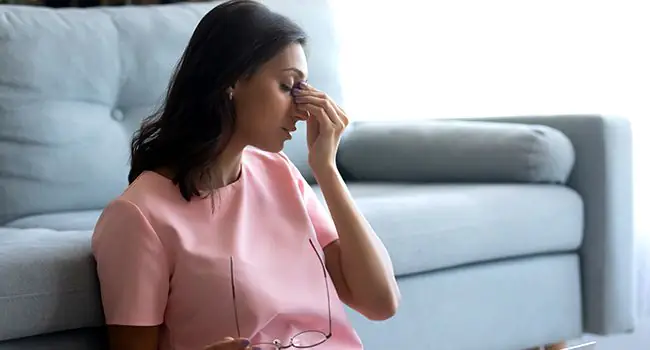Pressure Behind the Eyes: Causes, Symptoms and Treatment